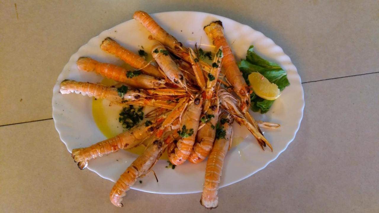 Apartments - Buffet 2B سفيتي يوراي المظهر الخارجي الصورة